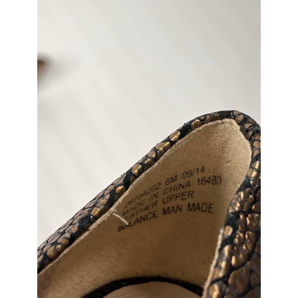 CLARKS Narrative Women's Gold Black Fleck Almond Toe Leather Pumps US 6 - Picture 4 of 6